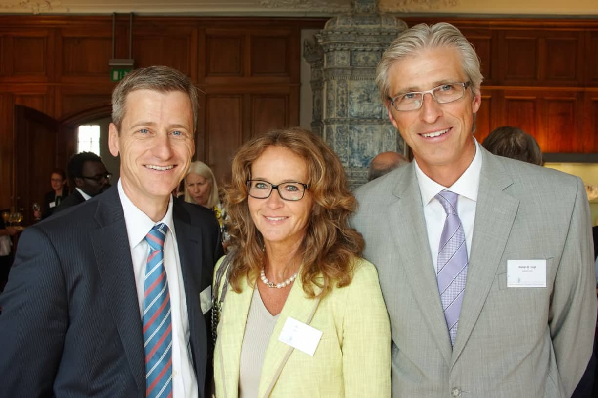 Jon Erni, Microsoft (Schweiz) GmbH; Prisca Troxler, Director, Bank Vontobel AG; Stefan H. Vogt, Managing Partner, auxevo AG.