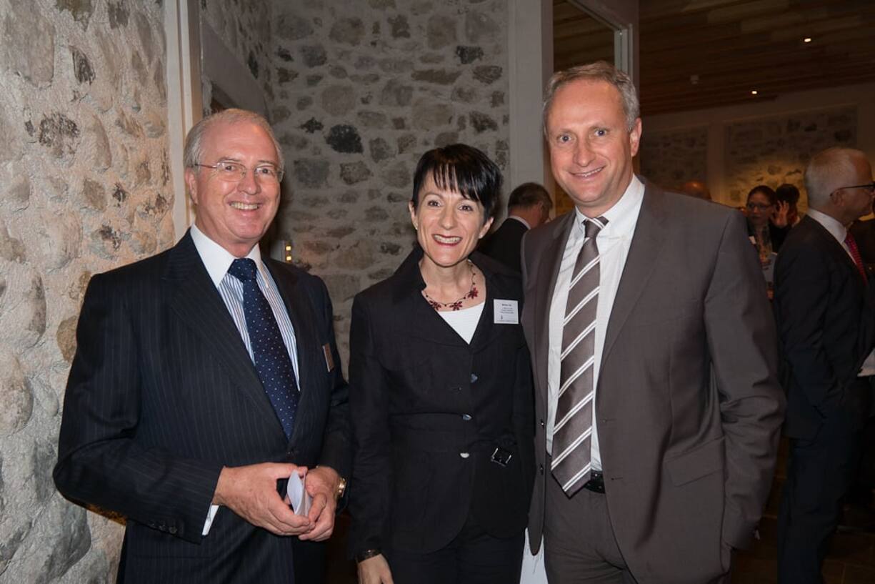 Iain Martin, Managing Director, I.J. Martin & Co. Ltd. Executive Coaches for Global Business Leaders; Marlene Uetz, Commercial Director, I.J. Martin & Co. Ltd. Executive Coaches for Global Business Leaders; Hans-Peter Hess, Senior Advisor, Roland Berger Strategy Consultants