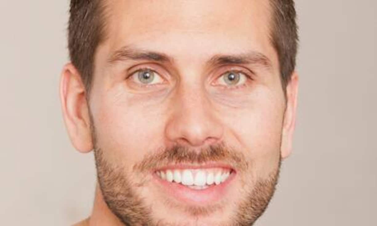 Florian Teuteberg, 33, CEO Digitec, Zürich: Zusammen mit zwei Kollegen
gründete der Zürcher Maschineningenieur 2001 den Online-Shop Digitec, der inzwischen mit 300 Mitarbeitern einen Umsatz von 400 Millionen Franken erzielt. Anfang Juni sicherte sich die Migros 30 Prozent an Digitec und machte Teuteberg und Partner zu Multimillionären. BILANZ-Recherchen zeigten: Für die Beteiligung an der Digitec-Mutterfirma Galaxus wurden 42 Millionen Franken bezahlt. (Bild: PR)