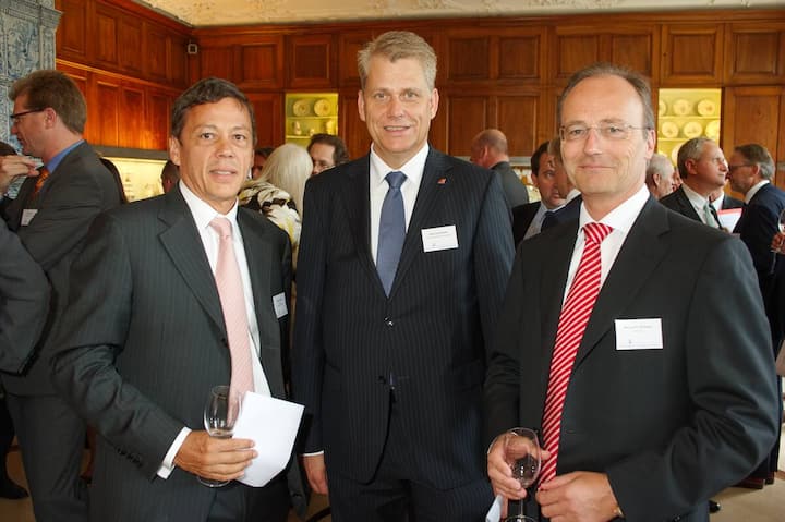 Alexandre Zeller, Chairman, SIX Group SIX Management AG; Harry Hohmeister, CEO, Swiss International Air Lines Ltd.; Markus R. Neuhaus, Chairman Board of Directors, PWC AG.
