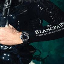 Teilerlöse von der limitierten Taucheruhr Fathoms Tech BOC IV fliessen in ein Projekt von Fotograf und Taucher Laurent Ballesta.