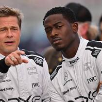 Ein neuer Hollywoodfilm mit Superstars Brad Pitt und Damson Idris bringt die Formel 1 bald auf die grosse Leinwand. Ebenfalls ganz prominent vertreten: Die Schaffhauser Uhrenmanufaktur IWC.