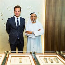 Roger Federer an der Eröffnung der weltgrössten Rolex-Boutique in der Dubai Mall: Mit Uhrenhändler Abdul Hamied Ahmed Seddiqi von der Seddiqi Holding.