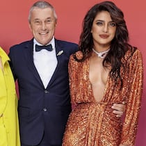 Bulgari-CEO Jean-Christophe Babin lässt Botschafterinnen für die Marke sprechen. Hier mit den Ambassadorinnen Anne Hathaway (l.) und Priyanka Chopra Jonas.