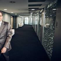 Zeno Staub gibt seinen  CEO-Posten auf, um im Herbst für den Nationalrat zu kandidieren.