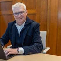 Thomas Steinemann hat zahlreiche Investorinnen und Investoren um sich geschart, um die Uhrenmarke Philippe DuBois et fils zu übernehmen.