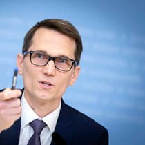 SNB-Chef Martin Schlegel: Negativzinsen blieben eine Option.