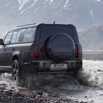 Land-Rover-Back