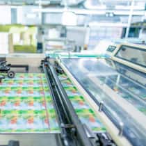 Hightech-Nötli: Für die hohe Sicherheit der Frankennoten sind zehn Produktionsschritte nötig.