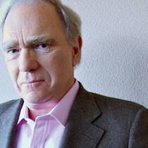 «Statistiken und Fakten müssen in das Gut-Böse-Schema eingewebt werden»: Bestsellerautor und Drehbuchschreiber Robert McKee.