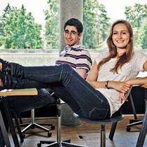 Studieren heute beide im Ausland: Nora Spanudakis und Kevin Braunschweig, von der Zurich International School geprägt.