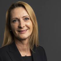 Pfizer Schweiz-Chefin Sabine Bruckner kündigt einen Omikron-Impfstoff für den Herbst an.