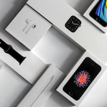 Dass die Verpackung von Apple-Produkten oft schwierig zu öffnen ist, ist Kalkül.