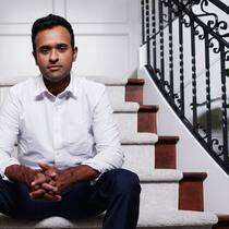 SCHARFE WORTE: Buchautor Vivek Ramaswamy in seinem Haus in Columbus im US-Bundesstaat Ohio. Das Hauptquartier seiner Firmengründung Roivant befindet sich in Basel.