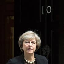 Machtposten in weiblicher Hand:Theresa May zieht in Downing Street Nummer 10 ein, damit hat Grossbritannien zum zweiten Mal eine weibliche Regierungschefin. Der Rücktritt Margaret Thatchers ist über 25 Jahre her. May gilt als zuverlässig, pragmatisch und hat das Vertrauen der konservativen Tories, Partei und Land durch die schwierigen Herausforderungen des Brexit zu führen. Ihre Wahl ist...