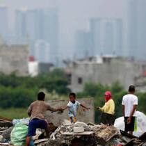 Der Nachhaltigkeitsindex 2016 listet 100 Grossstädte auf allen Kontinenten gemäss ihrem Abschneiden in drei Kategorien: Menschen, Umwelt und Wirtschaft. Die obersten und untersten Plätze des Rankings:Rang 96: Manila