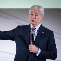 Jamie Dimon, CEO von JP Morgan, bei einem Anlass in Paris, Frankreich (Mai 2025).