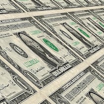 Dollarnoten im Druck.