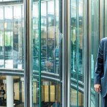 Klaus-Michael Kühne: Sucht einen Nachfolger als Stiftungs-Präsident. Keystone