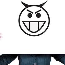 An diesen Anzeichen erkennen Sie manipulative Menschen:Sie beleidigen und tarnen es als HumorJemand aus Ihrem Umfeld verletzt Sie regelmässig durch gemeine Kommentare, die er als Humor kaschiert? Dann haben Sie es mit einem Manipulator zu tun. Lassen Sie sich anmerken, dass Sie verletzt sind, wird Ihnen ein Manipulator vorwerfen, dass Sie keinen Sinn für Humor haben. «Leugnen Sie nicht Ihre Gefühle», so Berater Keld Jensen. «Stimmen Sie nicht zu, dass Sie überreagiert haben.»