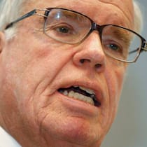 Klaus-Michael Kühne: Die 1:12-Inittiative ist «weltweit einmalig» (Bild: Keystone)
