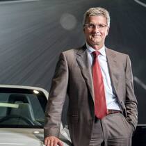 Sieht die Zukunft hochpreisiger Autos im digitalen Angebot: Rupert Stadler. Wolf Heider-Sawall/laif