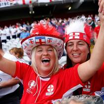 Jubel: Fühlen die Fans sich wohl, könnte das ein positives Europa-Gefühl stützen. Keystone