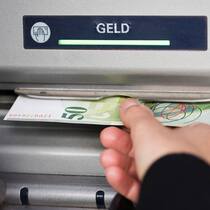 Geld: Freizügigkeitskonten bleiben künftig nicht mehr im Verborgenen. Keystone