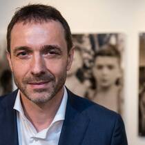 Guido Fluri eröffnete im ehemaligen Kinderheim Muemliswil die erste Nationale Gedenkstätte für Heimkinder. (Bild: Keystone)