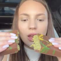 Ein Post von Influencerin Maria Vehera machte Dubai-Schokolade weltweit begehrt. Lindt griff den Trend rasch auf – und landete einen Verkaufshit.