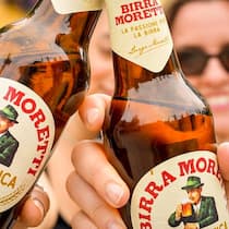 Moretti vermarktet Italianità. Gebraut wird das Bier für die Schweiz aber mehrheitlich in Chur.