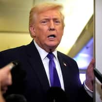 US-Präsident Donald Trump enerviert sich erneut über das Telefongespräch mit der damaligen Bundespräsidentin Karin Keller-Sutter, die er als "Premierministerin" bezeichnet. (Archivbild)
