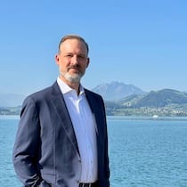 Gregor Hirt (52) ist Global Chief Investment Officer Multi Asset bei Allianz Global Investors in Frankfurt. Zuvor war der Schweizer bei der Deutschen Bank, Vontobel, UBS und der CS tätig.