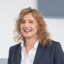 Leadership als neuer Schwerpunkt: Christina Henkel.