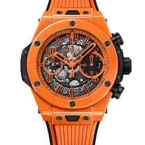 Mehr Tragekomfort: Die neue Big Bang Unico Orange Ceramic von Hublot kommt mit einem unterfütterten Kautschukband.