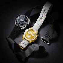 Swatch lanciert elf neue Armbänder für die MoonSwatch.
