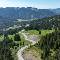Der Riedbergpass, Deutschlands höchster Strassenpass, lockt Biker an.