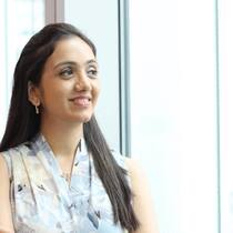 Charu Chanana ist beim dänischen Onlinebroker Saxo Chief Investment Strategist. Sie ist in Singapur stationiert und auf die asiatischen Märkte fokussiert.
