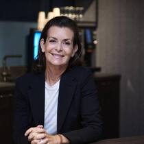 Nicole Loeb (58) ist Delegierte des VR der Loeb Holding und leitet das Unternehmen in fünfter Generation. Die Loeb Holding ist im Detailhandel und im Immobiliengeschäft tätig.