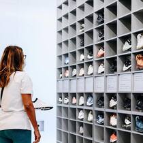 Lifestyle: On-Schuhe in einem Regal in New York.