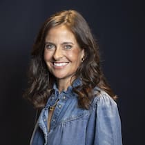Sandra Studer (56) ist (TV-)Moderatorin, Sängerin und Musical-Darstellerin. 1991 vertrat sie die Schweiz am Eurovision Song Contest (ESC) und moderierte diesen 2025 in Basel.