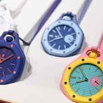 Die Uhr von Audemars Piguet und Swatch.