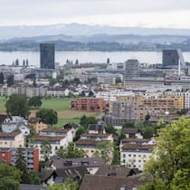 In der Schweiz aber gilt für alle Grossfirmen eine Gewinnsteuerbelastung von 15 Prozent – auch in Zug (Bild). Deshalb locken die Kantone mit anderen Goodies.