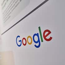 Google muss der EU-Kommission eine saftige Geldstrafe zahlen.