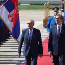 Bundespräsident Guy Parmelin beim Staatsbesuch in Serbien mit Präsident Aleksandar Vucic.