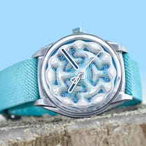 Kollokium präsentiert die Variant C: eine futuristische Uhr mit einzigartigem Design.