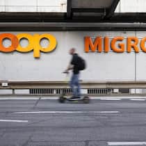 Die zwei grossen Rivalen Coop und Migros traten in einem Beliebtheitswettbewerb gegeneinander an.