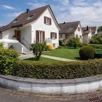 Eigenheim-Besitzer in der Schweiz haben im letzten Jahr ein Hypothekarvolumen von über 1,3 Billionen Franken erreicht.
