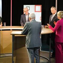 Barbara Heller, Swipra; Thomas A. MÃ¼ller, Raiffeisen; Dirk SchÃ¼tz, Bilanz; Ursula Nold, Migros; Rudolf Strahm, , Ex-PreisÃ¼berwacherBilanz Business Talk