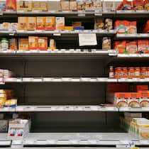 Ausverkauft, nicht lieferbar oder Auslistung als Politikum? Für den Kunden ist nicht immer klar, warum ein Produkt im Regal fehlt.